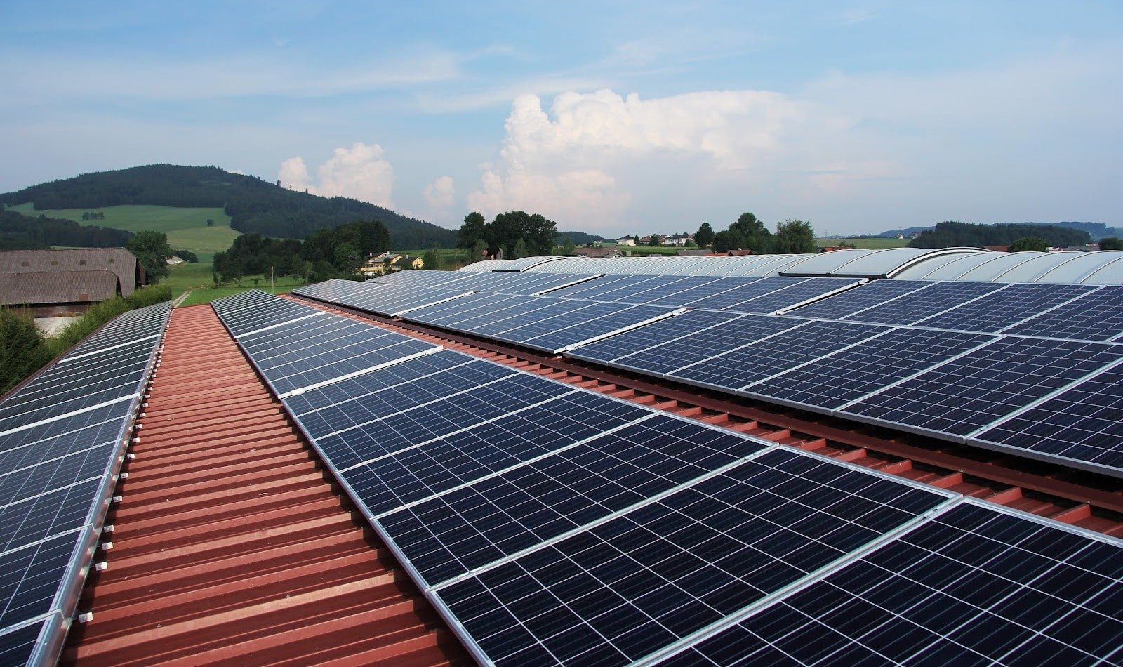 Residential Solar Panel Cleaning